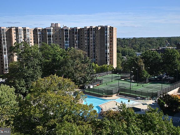 2nd image of 5901 Mount Eagle Dr APT 916