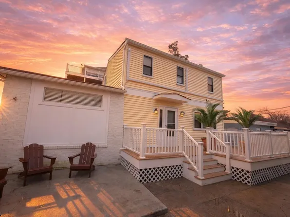 110 W Buttercup Rd #5, Wildwood, NJ 08260