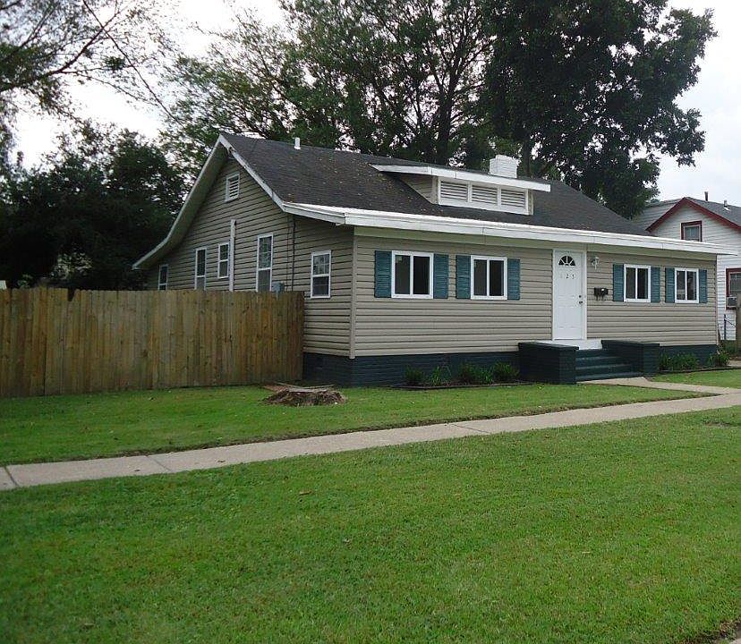 1st image of 123 Beechwood Ave