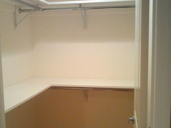 4th image of 8265 116th St