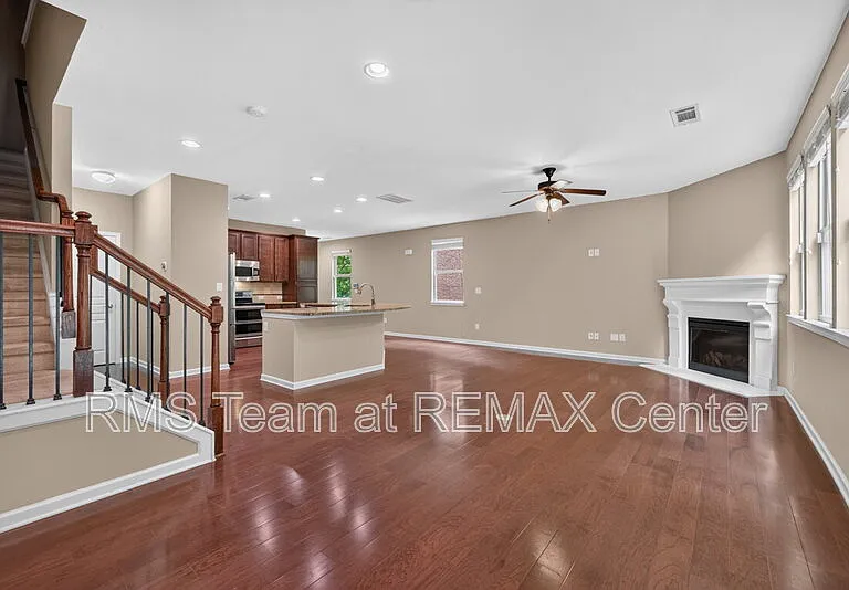 1572 Lenox Overlook Rd — Photo 7