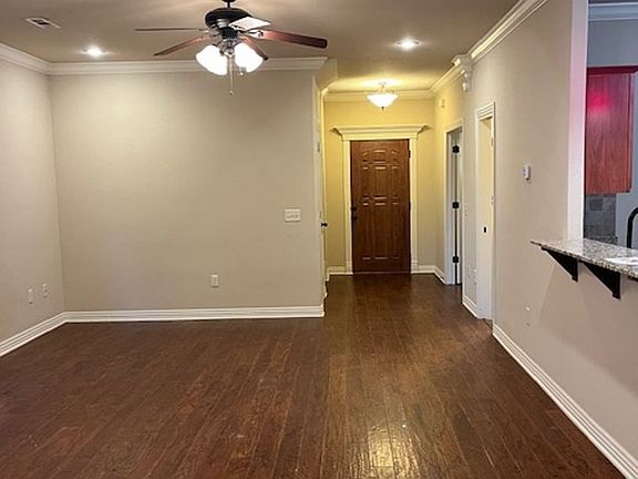 2nd image of 117 Carrington Ave