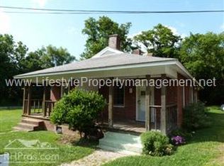 111 Powell St, Swannanoa, NC 28778