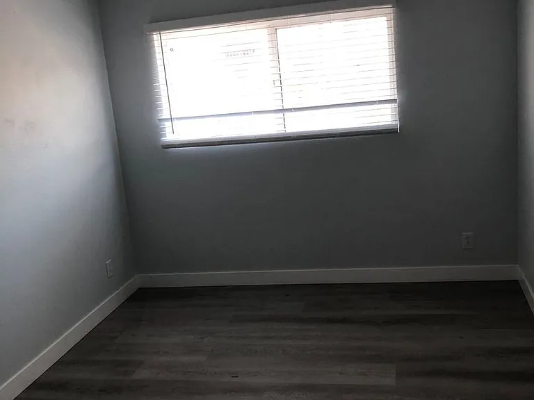 1616 Yosemite Dr — Photo 19