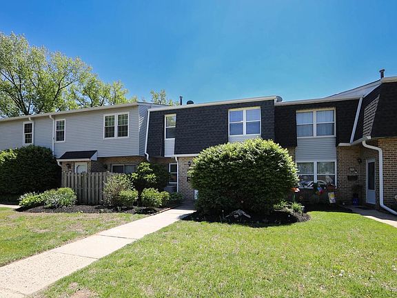 2nd image of 3049 Harbour Dr
