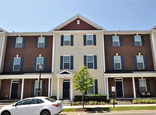 506 Clear Stream Ln, Hampton, VA 23666