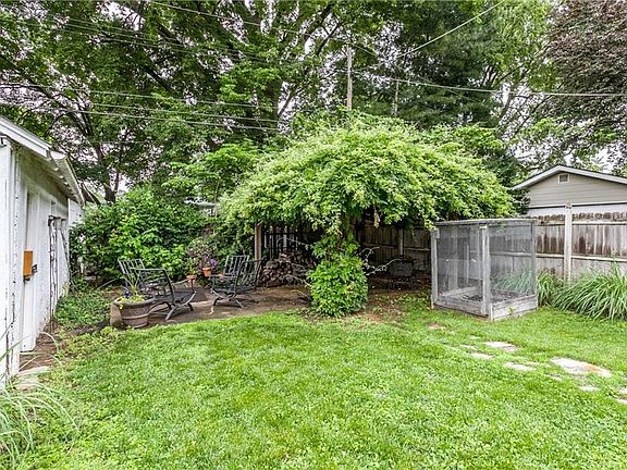 5th image of 5914 Holmes St