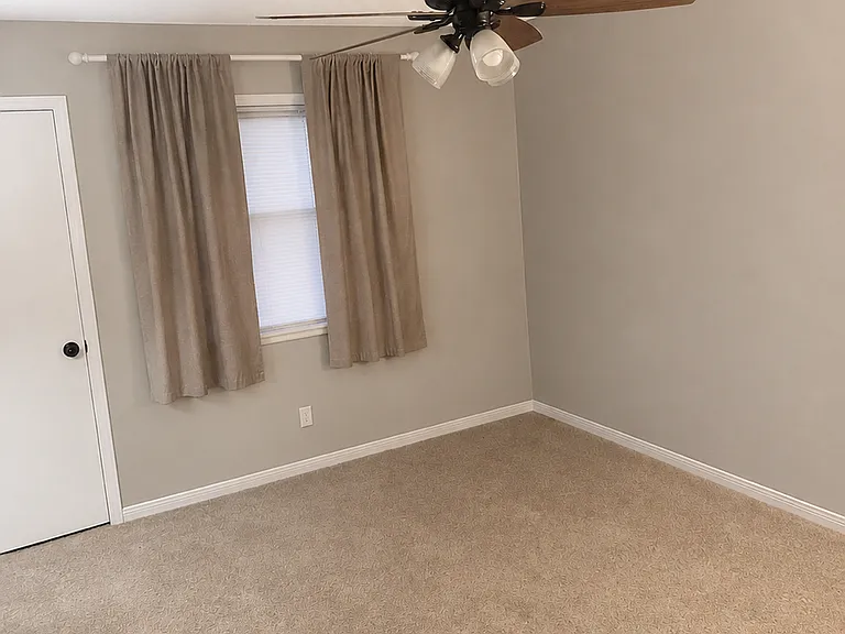 1434 Lowery St — Photo 4