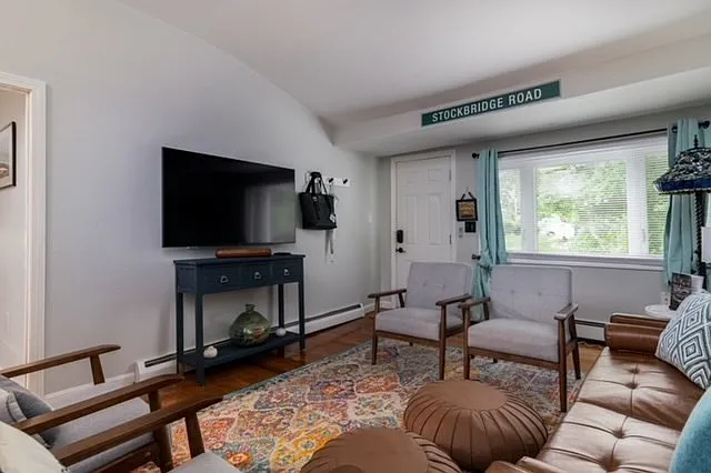 220 Stockbridge Rd #220 — Photo 4