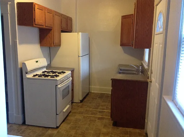 1409 E st. — Photo 3