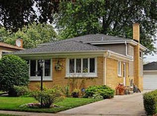 1763 Sycamore St, Des Plaines, IL 60018