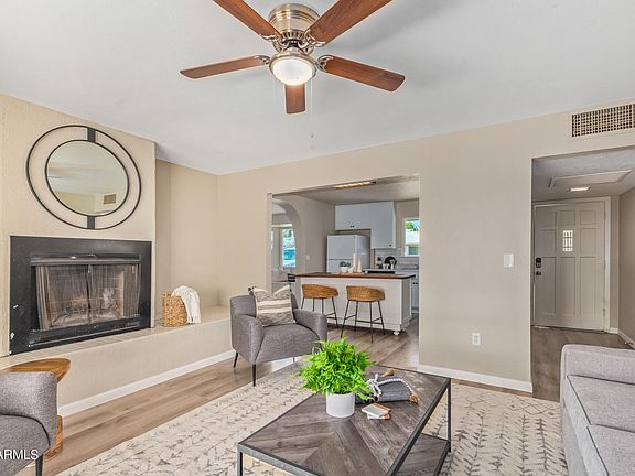 5th image of 3215 W CORRINE Drive