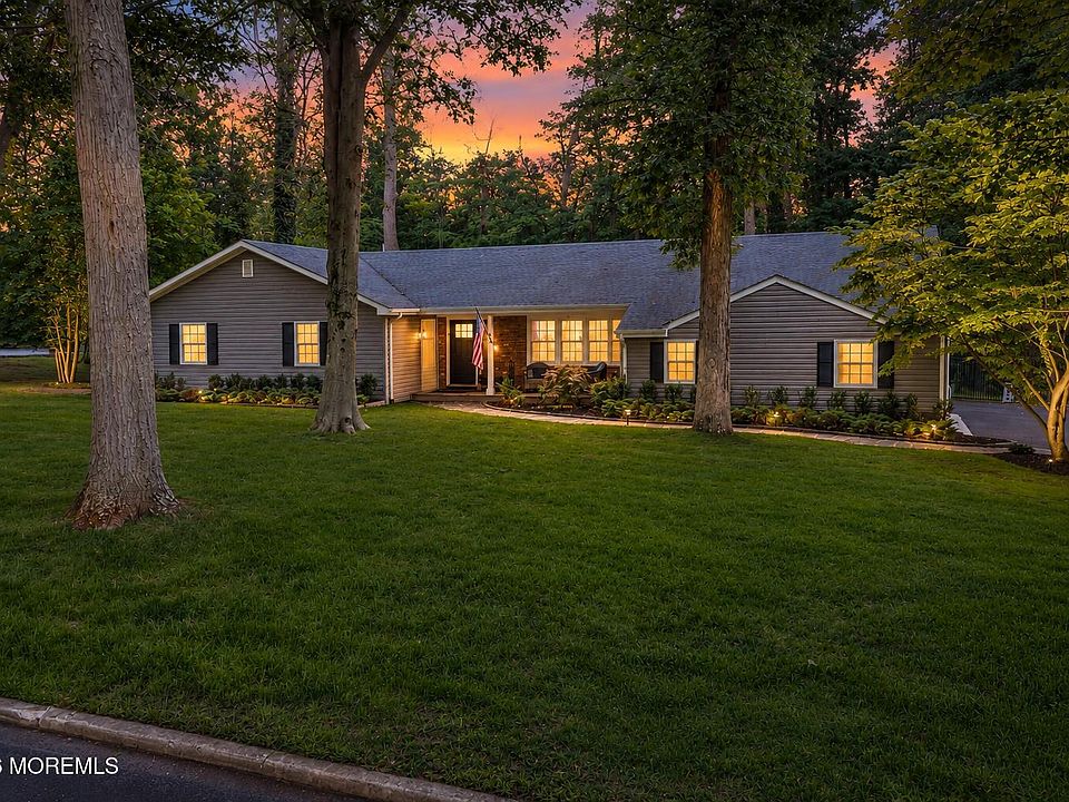1st image of 18 Stork Court