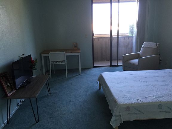 2nd image of 4170 Elm Ave Unit 203