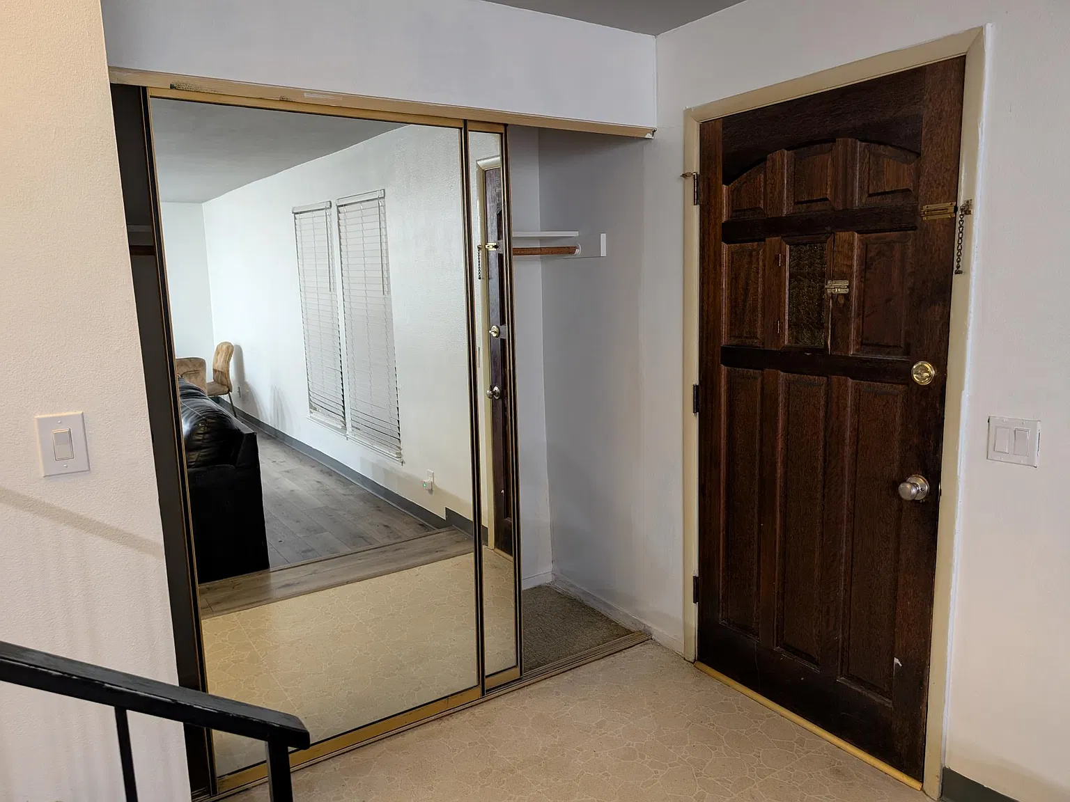 2 bed, 900 sqft, $1,250 — Photo 4