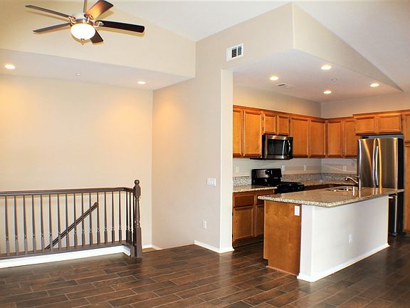 4th image of 27890 John F Kennedy Dr Unit A
