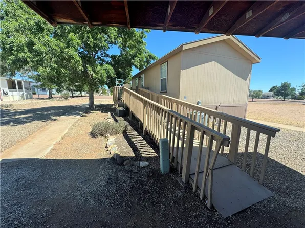 1251 Birch Dr, Kingman, AZ 86409