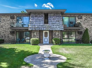 5739 W 129th St #2A, Crestwood, IL 60445