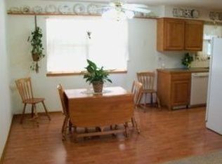 102 N Emma St, Grove, OK 74344