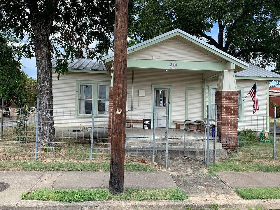 1st image of 216 NW 1st St