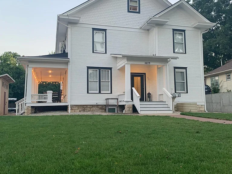 1623 Fairchild Ave #B — Photo 79
