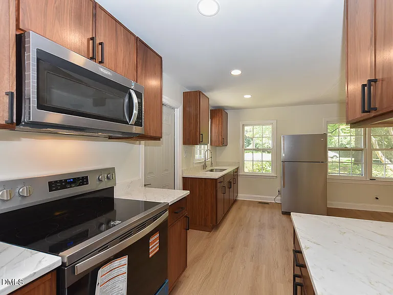 3809 Boddie Dr — Photo 8