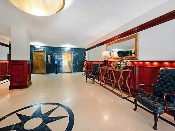 10 Huron Avenue image 27 of 35