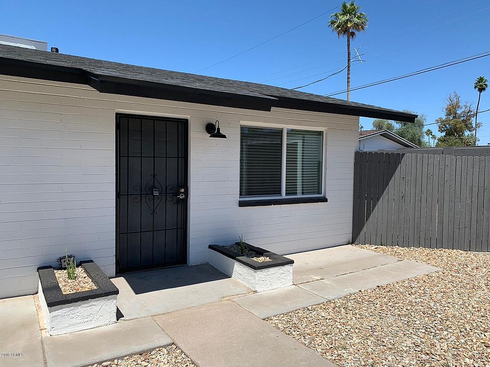 1st image of 3946 E Earll Dr #1