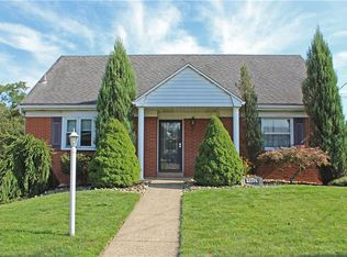 1421 Walker Rd, Follansbee, WV 26037