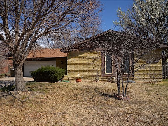2nd image of 1606 Longhorn Dr