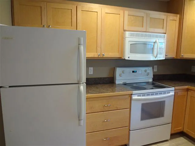 705 3rd St East Apartments, Monticello - 2 — Photo 2