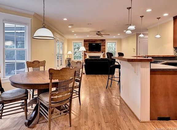 2nd image of 5523 Rolling Woods Dr