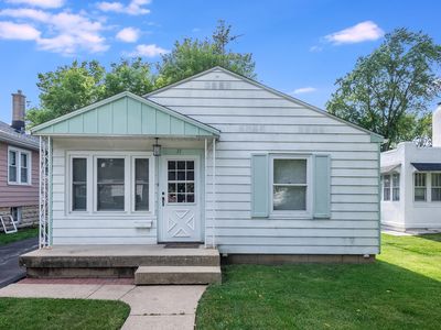 11 S May St, Joliet, IL, 60436