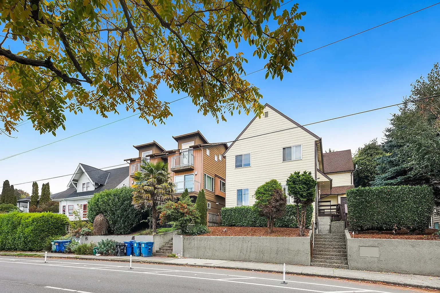 2 bed, 700 sqft, $1,800 — Photo 3