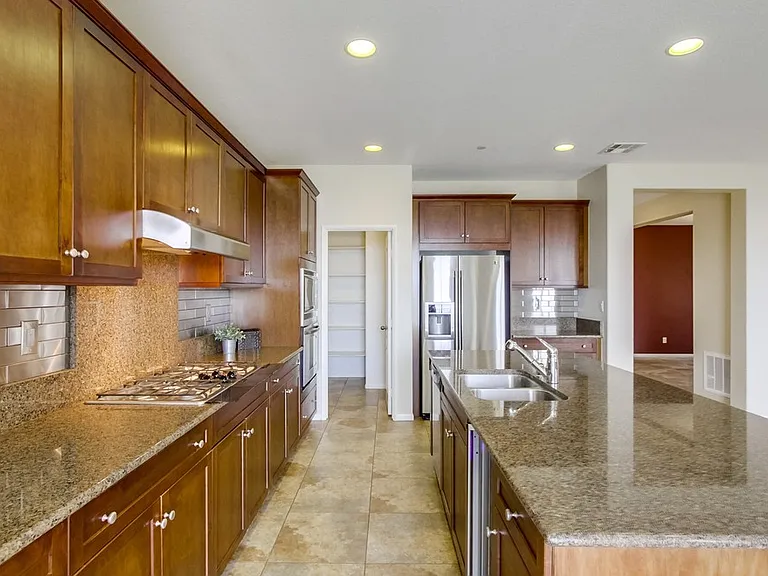 5102 Sevilla St — Photo 22