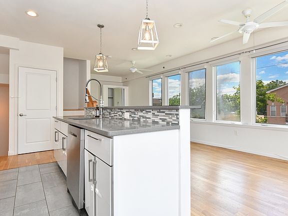 4th image of 58 Giles Ave #3