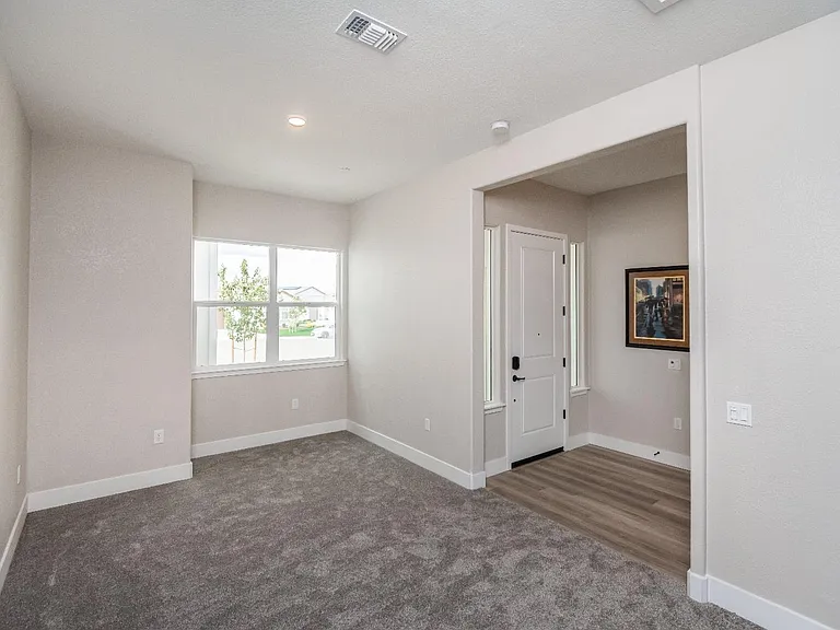 8471 Tulip Ct — Photo 4