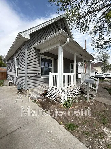 2516 Dudley St Photo 1