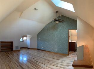 506 E Locust St #1/2, Davenport, IA 52803