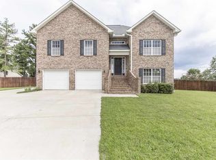 305 Rose Pointe Ct, Bonaire, GA 31005