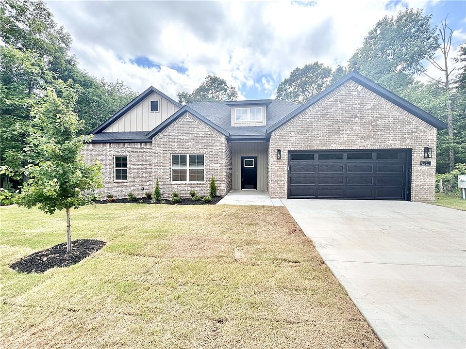1st image of 77 Argyll Dr
