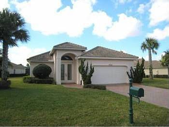 1st image of 7753 Greenrier Cir