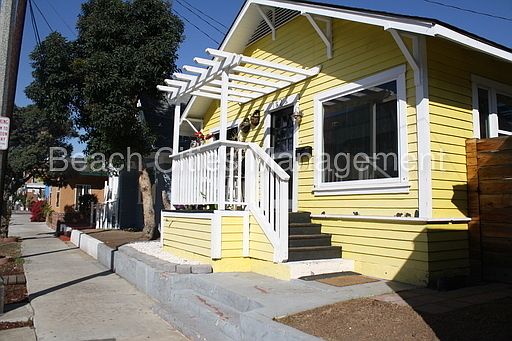 4th image of 1525 East Broadway