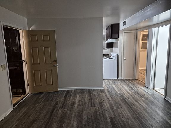 3rd image of 1717A 24th Ave N #A