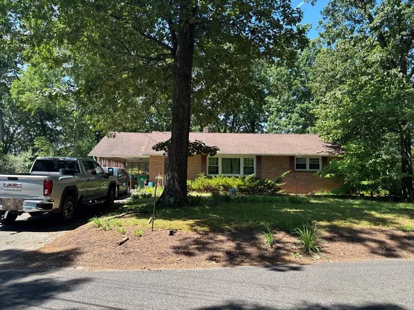 11 Dawson Dr, Bridgeton, NJ 08302