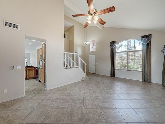 5th image of 1171 W Canary Way