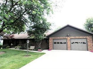 6659 S Scottdale Rd, Berrien Springs, MI 49103