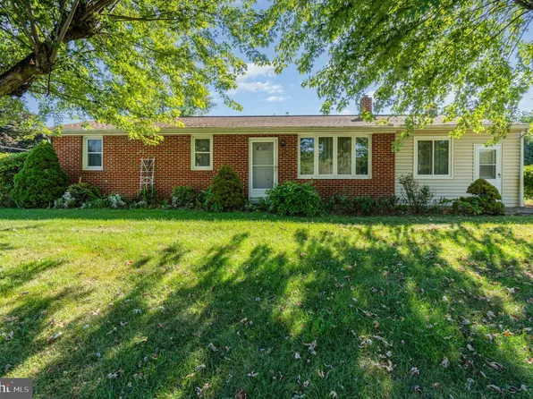 7700 Valleyview Ave, Harrisburg, PA 17112