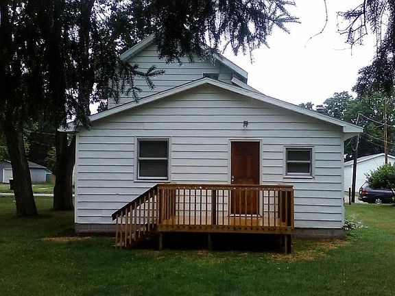 2nd image of 110 Jones St