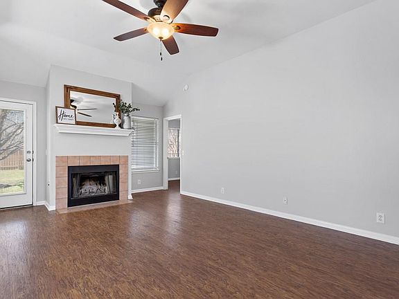5th image of 311 Willowbrook Dr